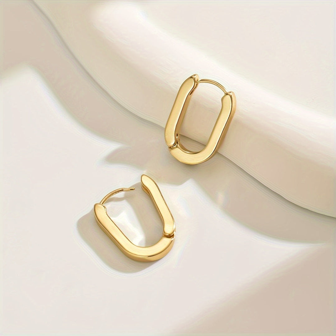 Élégantes boucles d'oreilles géométriques