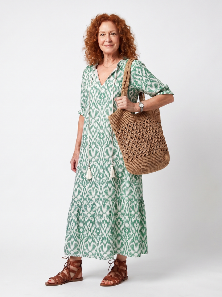 Ilaira | V-Neck Pom-Pom Pattern Midi Dress