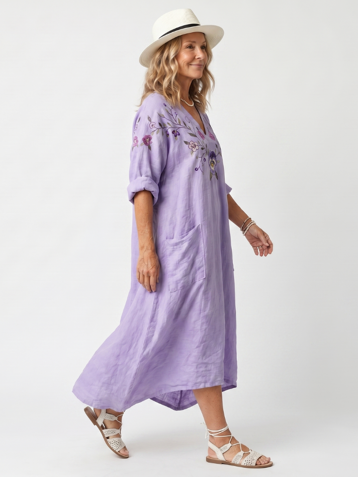 Tavi | Oversized Floral Embroidered Midi Robe with Pockets