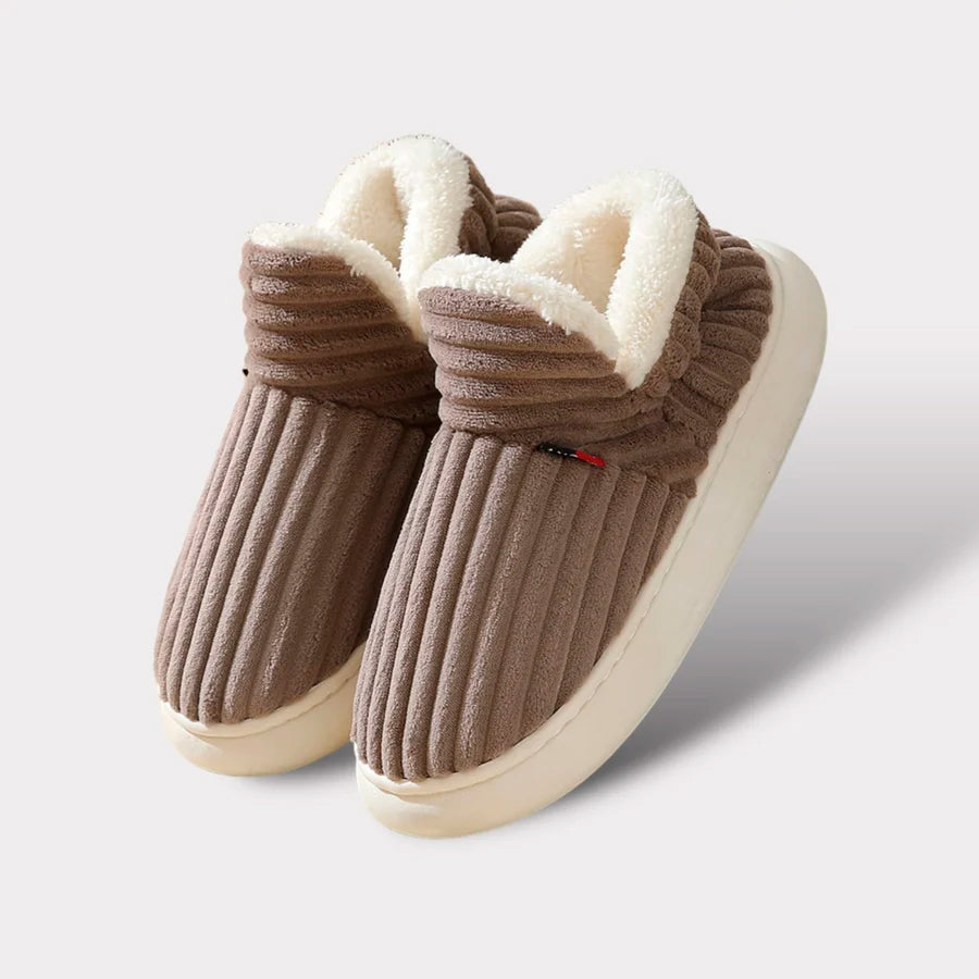Pantuflas de invierno cálidas y suaves