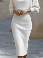 Lyla | Elegant Round Neck Midi Dress