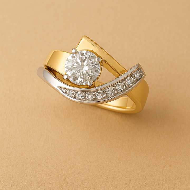 Bague Vintage Irrégulière en Or et Argent avec Zircone