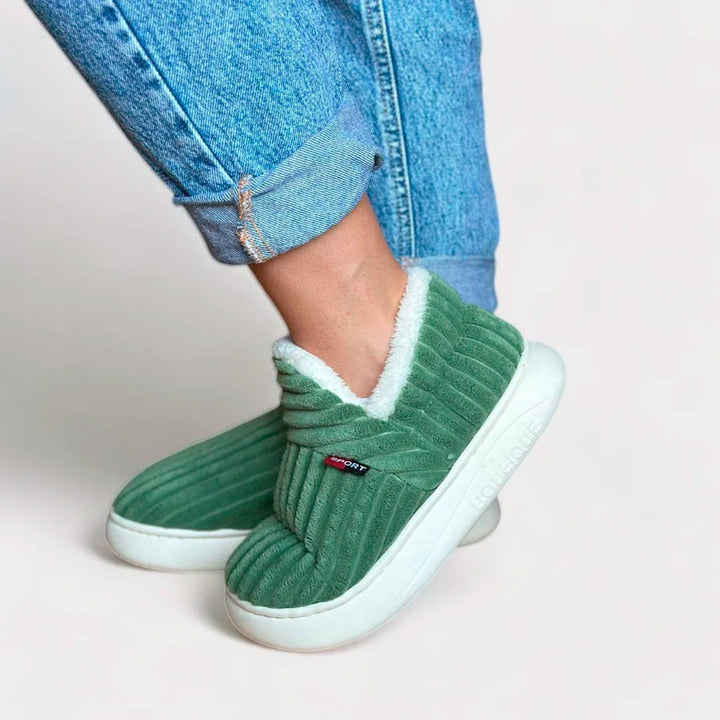 Pantuflas de invierno cálidas y suaves