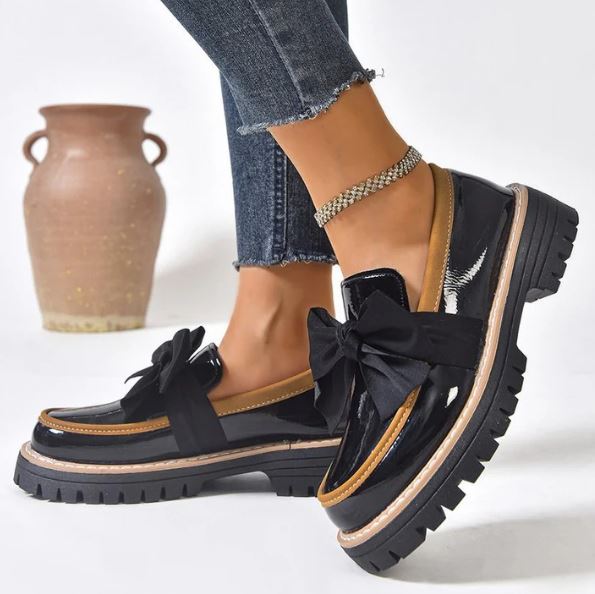 Byronne | Chaussures rétro avec nœud