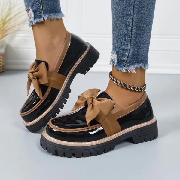 Byronne | Chaussures rétro avec nœud