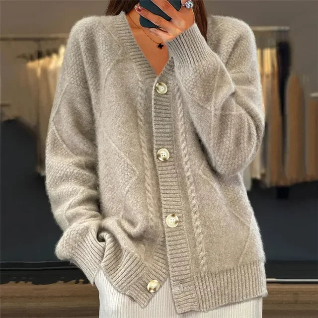 Lenna | Elegant button knit cardigan