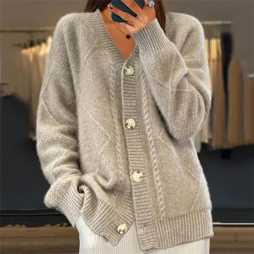 Lenna | Elegant button knit cardigan