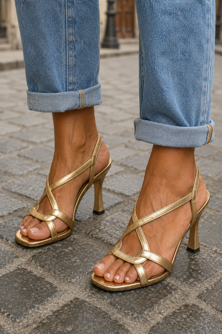 Elisabetta | Charme d'été en Sandales Dorées