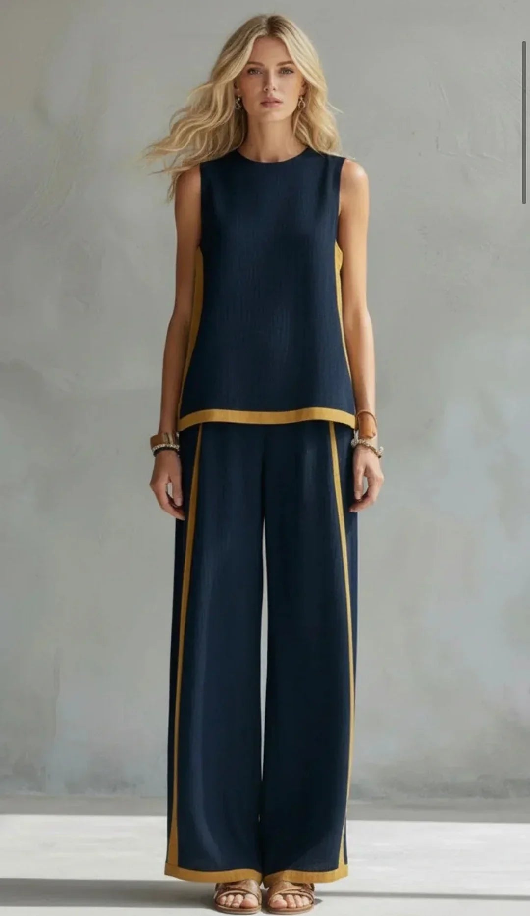 Ursula | Chic-casual vest and pants set with two-tone trim