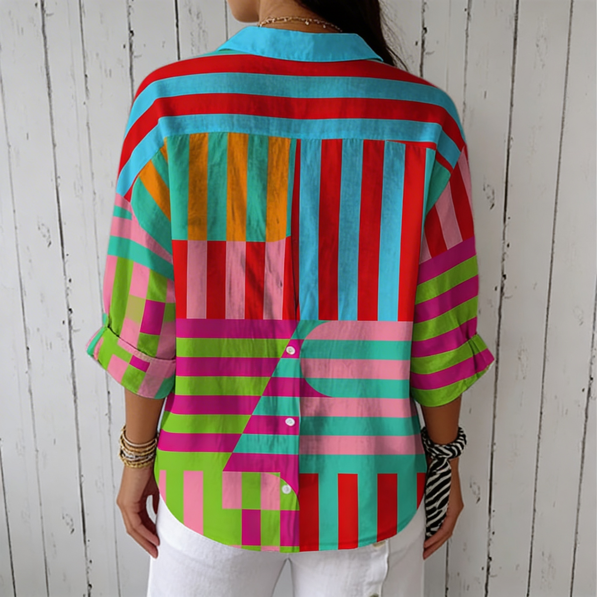 Nanna | Cheerful blouse with expressive stripes