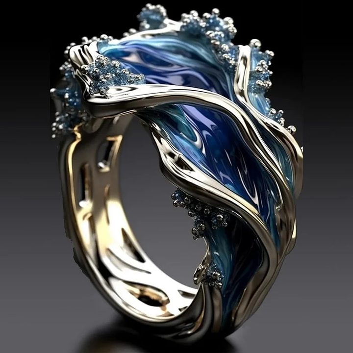Bague vintage dorée avec des vagues marines