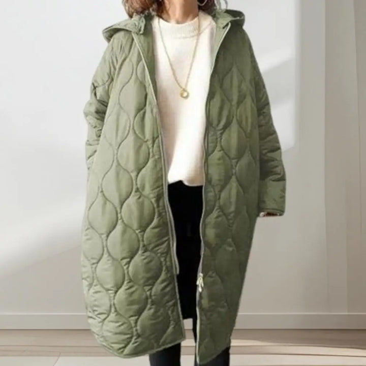 Priscilla - Parka con capucha y detalles cuidados