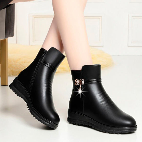 Dupont Boots - warm and comfortable