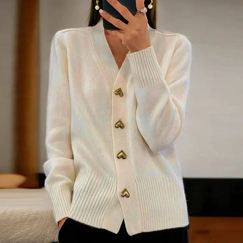 Elodie - ELEGANT CARDIGAN WITH HEART BUTTONS