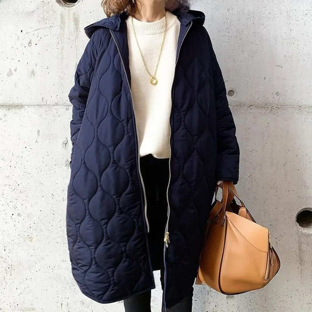 Priscilla - Parka con capucha y detalles cuidados